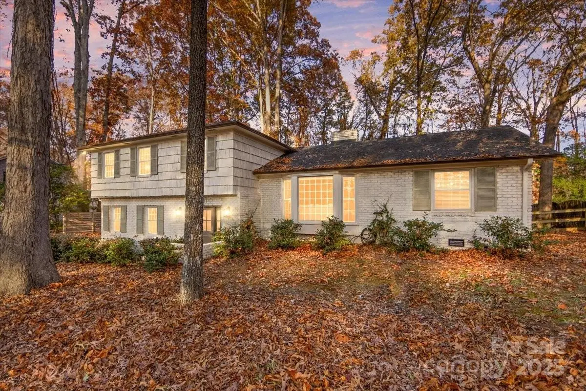 6701 Burlwood Road, Charlotte, NC 28211 - Image #1