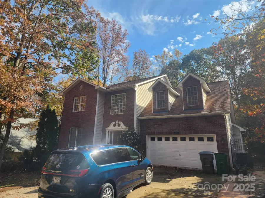 9438 Valley Road, Charlotte, NC 28270 - Image #2