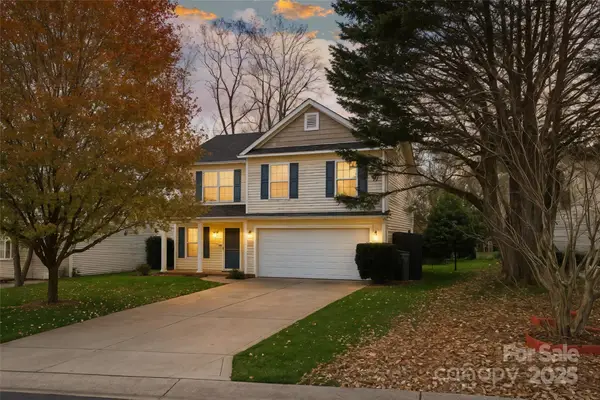 528 River View Drive, Lowell, NC 28098