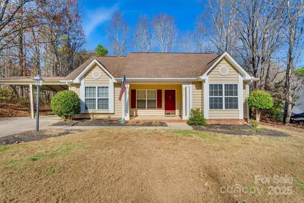 7111 Hunters Bluff Drive, Denver, NC 28037