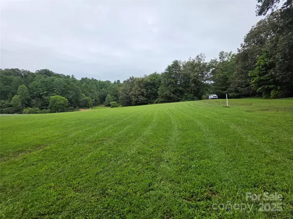 388 Settlers Trail #32, Mars Hill, NC 28754