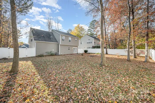 8635 Common Oak Lane, Huntersville, NC 28078