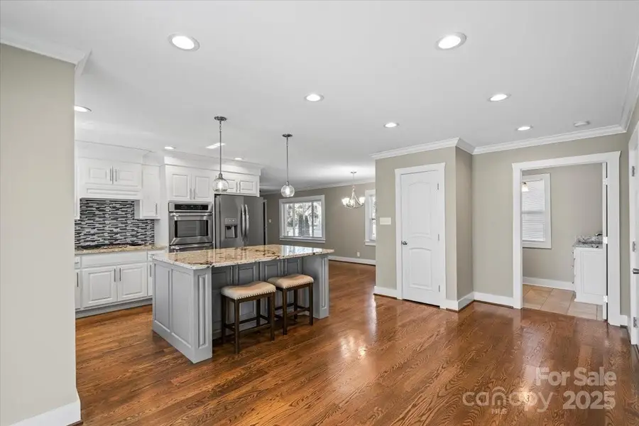 492 14th Avenue Ne, Hickory, NC 28601 - Image #3