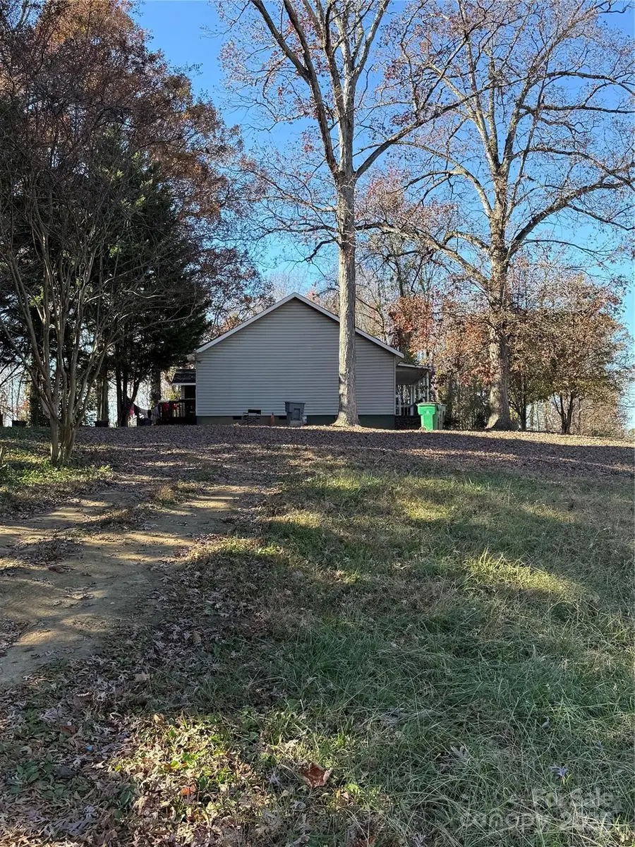 829 W Craighead Road, Charlotte, NC 28206 - Image #2