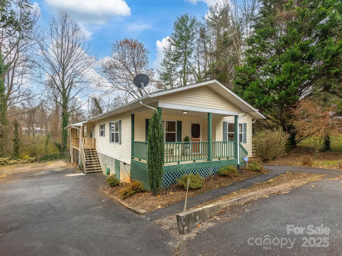 7 Wilson Creek Drive, Asheville, NC 28803 - Image #1