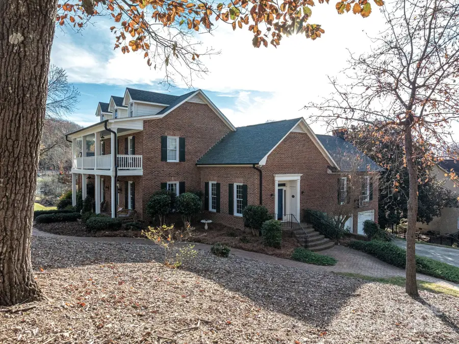 501 Maymont Drive, Cramerton, NC 28032 - Image #2