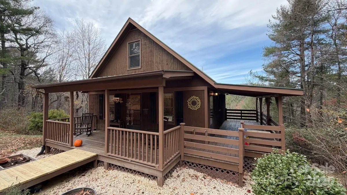 437 Deer Crossing Lane, Lenoir, NC 28645 - Image #1