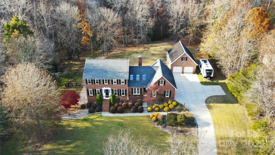 10915 Tara Oaks Drive, Charlotte, NC 28227 - Image #2