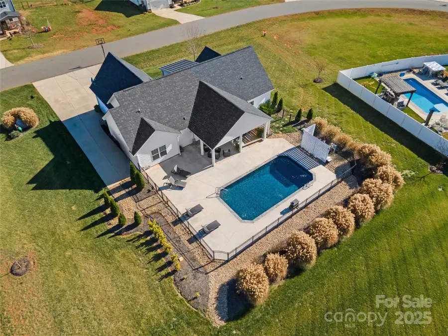 525 Amanda Faith Lane, Mount Holly, NC 28120 - Image #3