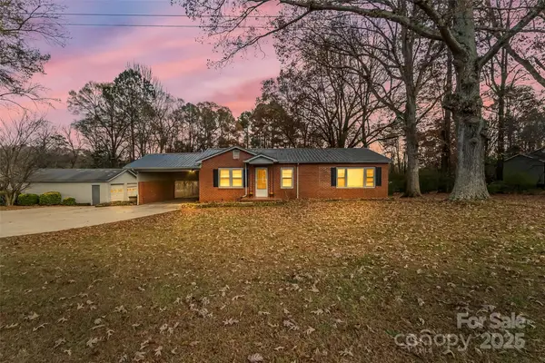 2282 Rome Jones Road, Newton, NC 28658