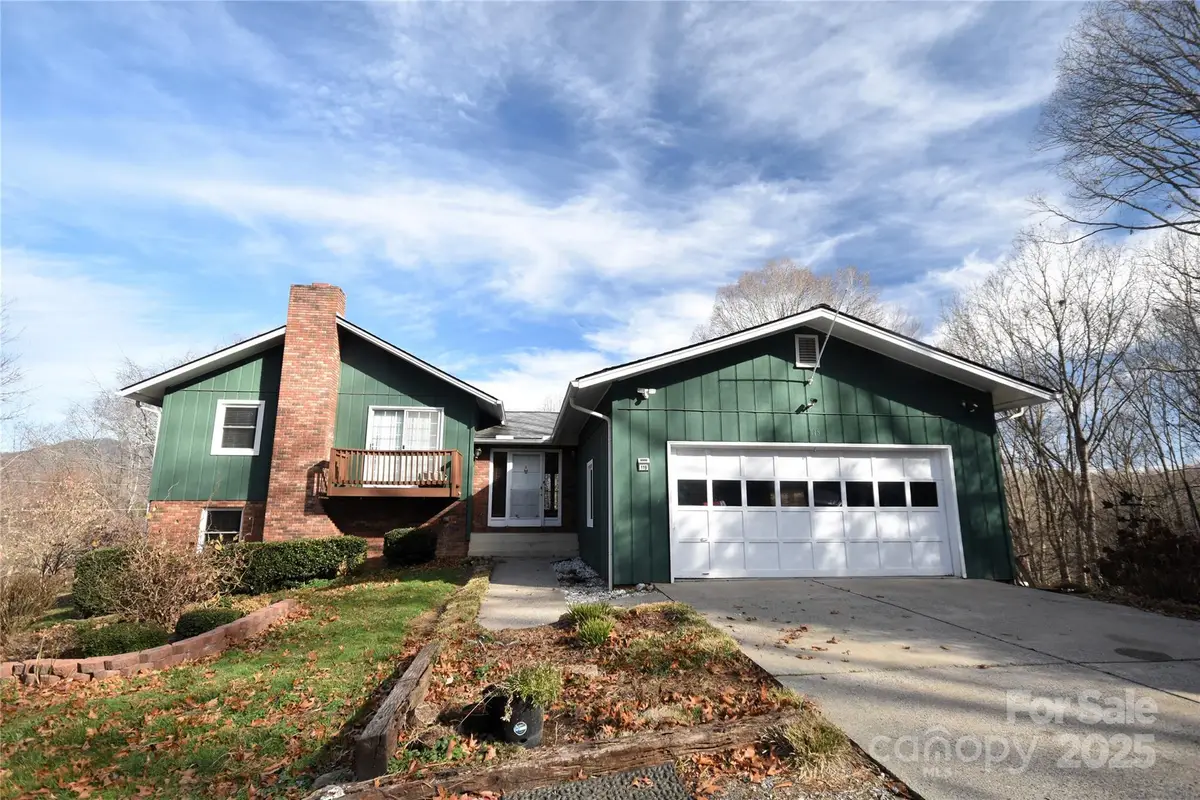 119 Pleasant Hill Circle, Waynesville, NC 28786 - Image #1