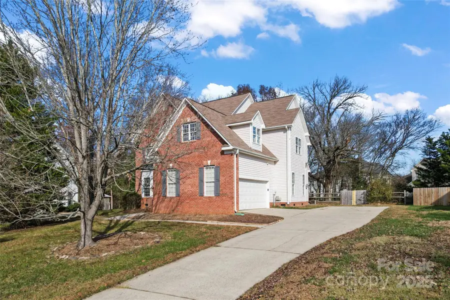 7786 Windsor Forest Place, Harrisburg, NC 28075 - Image #3