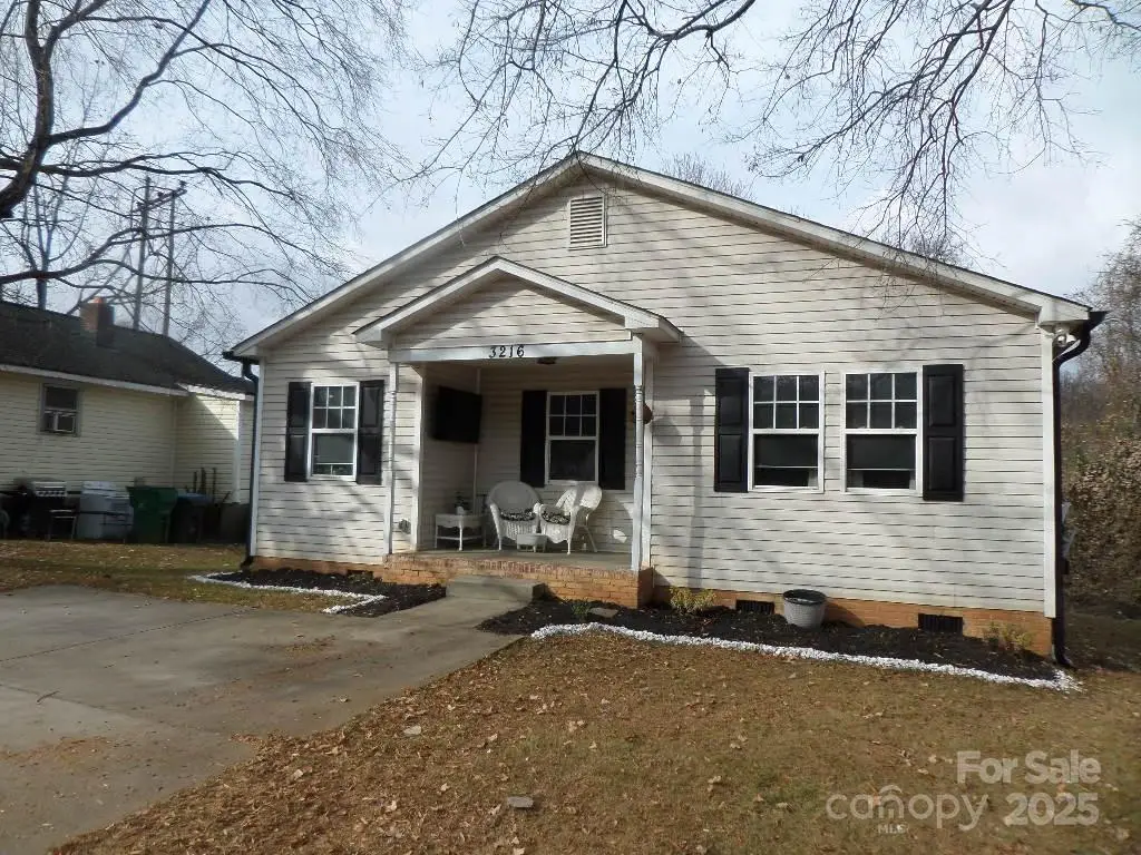3216 Lasalle Street, Charlotte, NC 28216 - Image #1