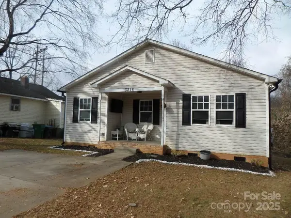 3216 Lasalle Street, Charlotte, NC 28216