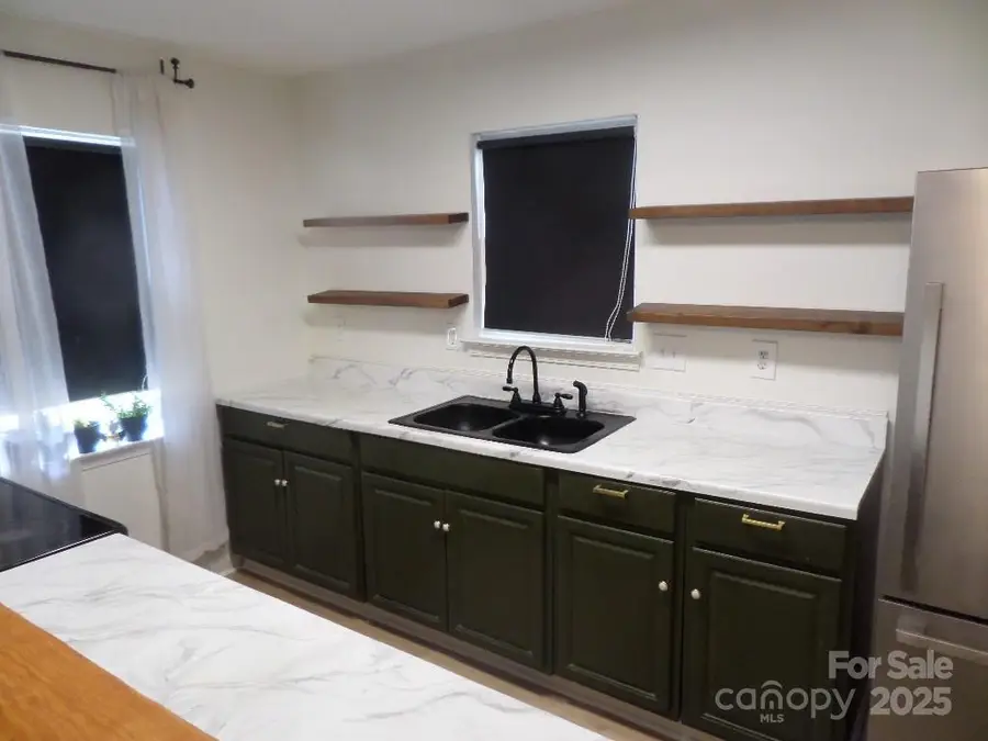 3216 Lasalle Street, Charlotte, NC 28216 - Image #2