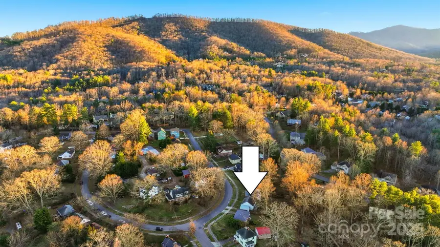 3 Enka Oak Street, Candler, NC 28715 - Image #2