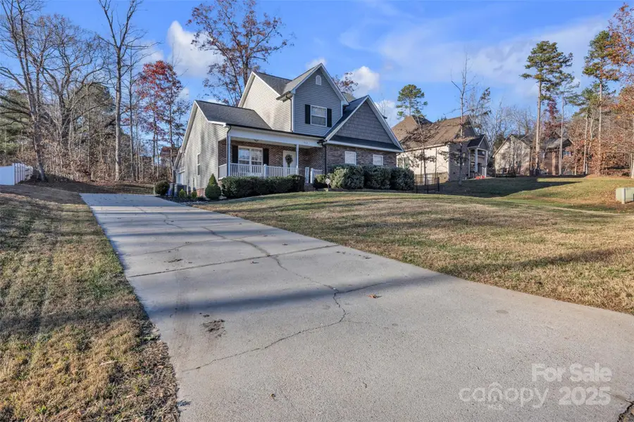312 Oak Knoll, Hildebran, NC 28637 - Image #3