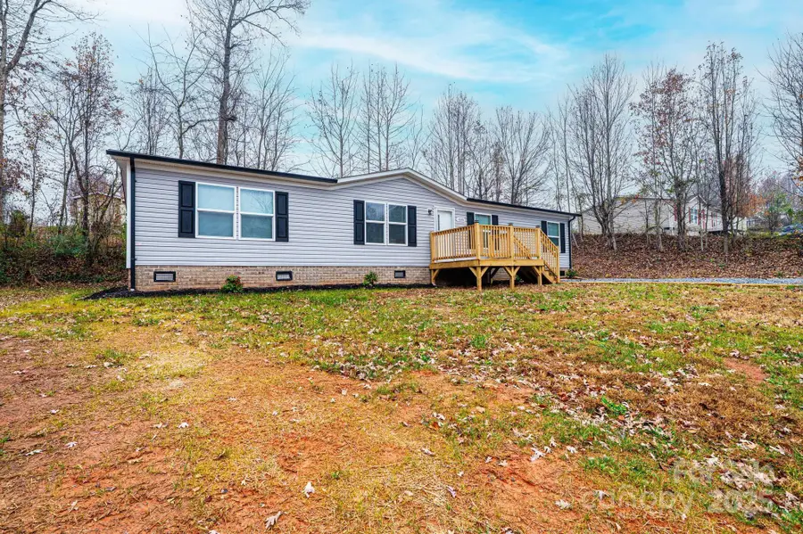 3173 Bear Trail Drive, Lenoir, NC 28645 - Image #2