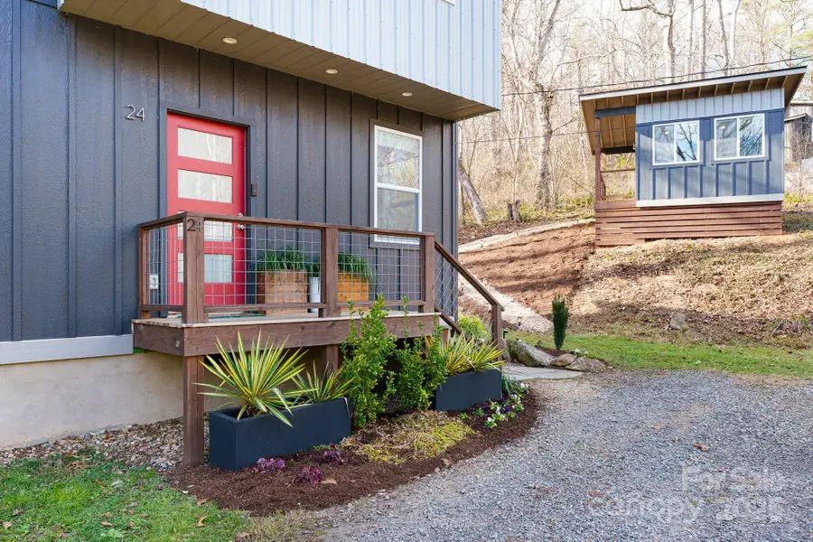 24 Lower Grassy Branch Road, Asheville, NC 28805 - Image #3