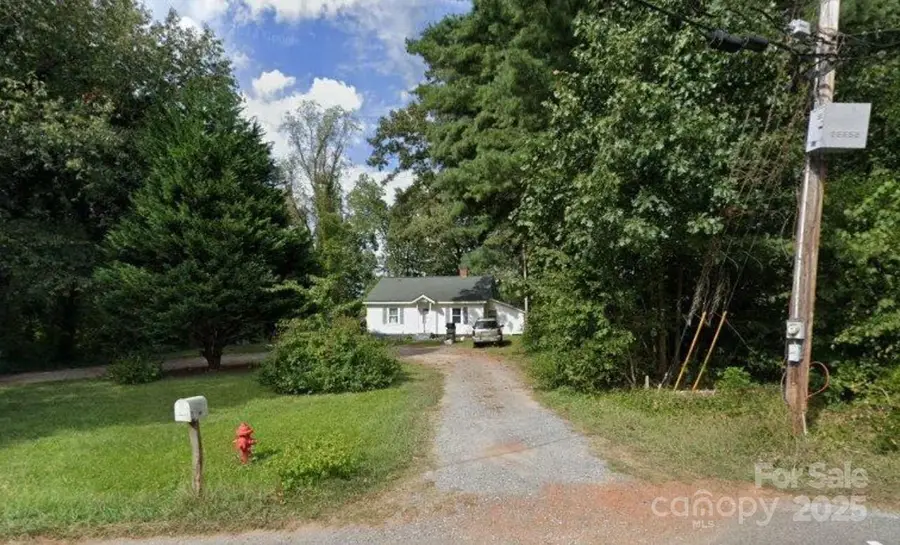 204 Robinson Clemmer Road, Dallas, NC 28034 - Image #3