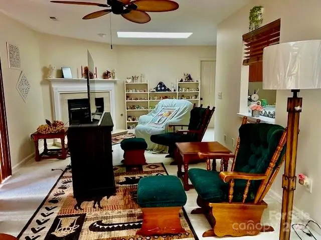 532 Woodfield Lane, Hendersonville, NC 28791 - Image #3