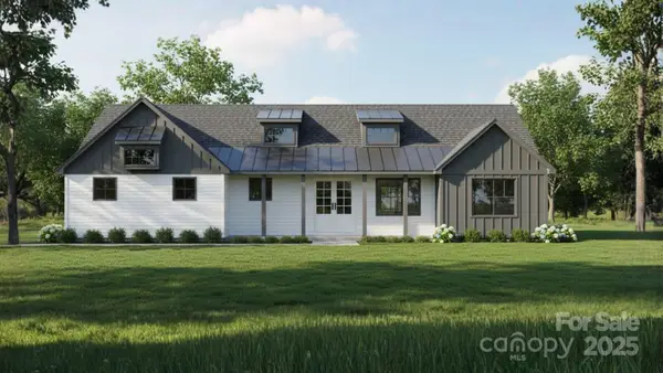 20 Nature Walk Lane, Etowah, NC 28739