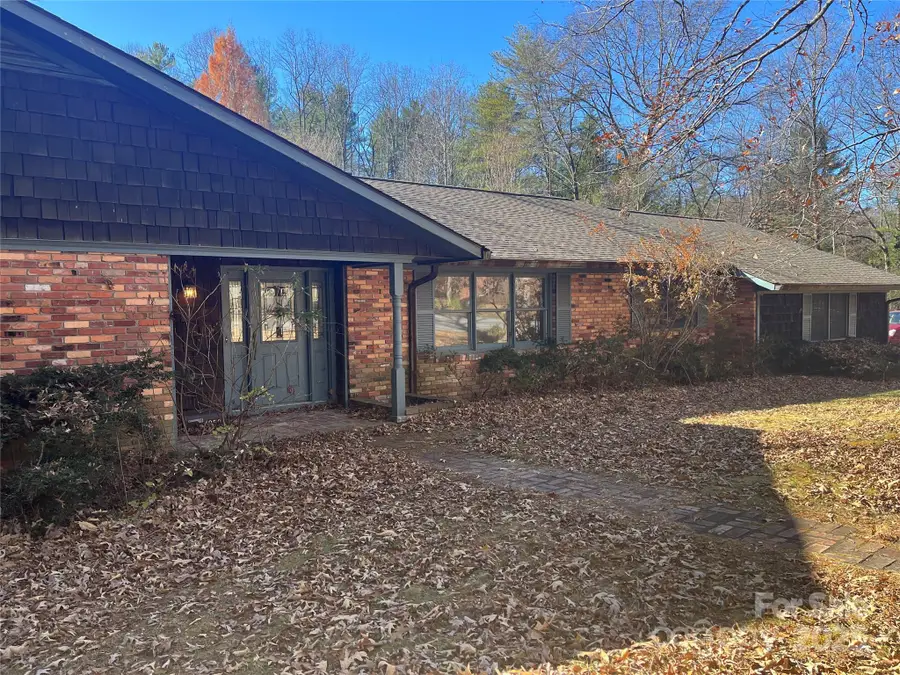 1050 Indian Hill Road, Hendersonville, NC 28791 - Image #3