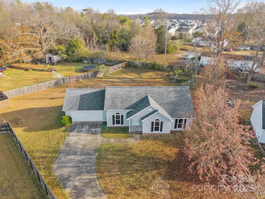 831 White Oak Lane, Matthews, NC 28104 - Image #2