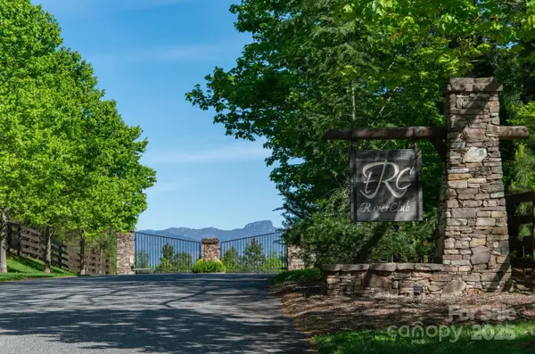 1227 River Club Drive, Morganton, NC 28655