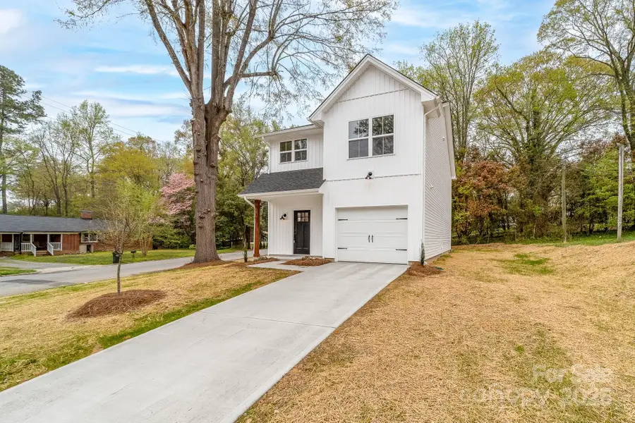 103 W Irwin Street, Cherryville, NC 28021 - Image #2