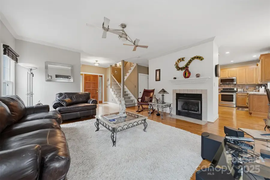 4434 Steeple Chase Drive, Hickory, NC 28601 - Image #2