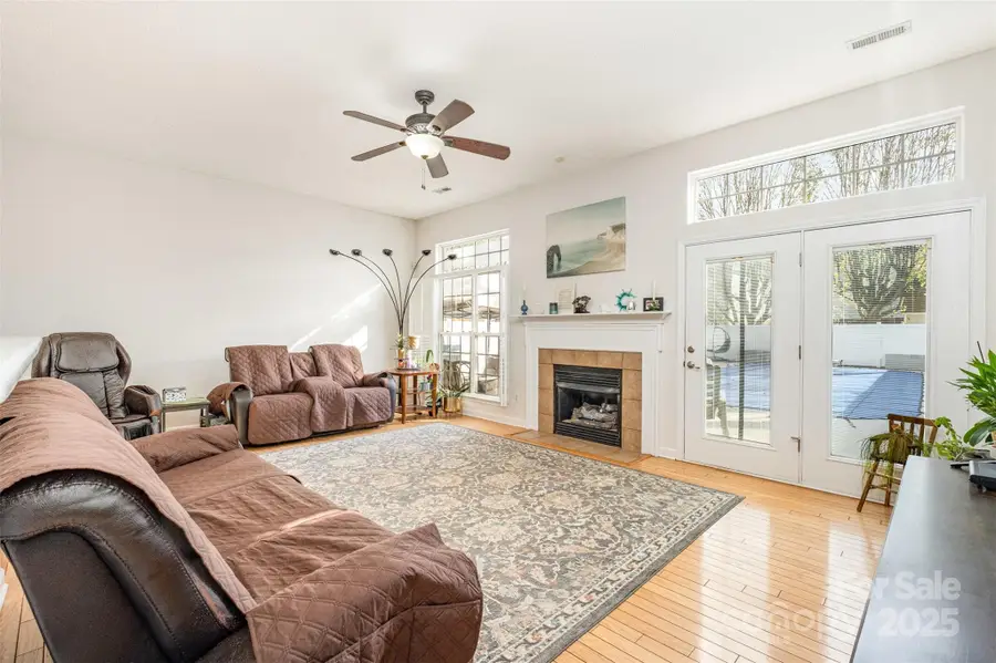 4760 Lauren Glen Street Nw, Concord, NC 28027 - Image #2