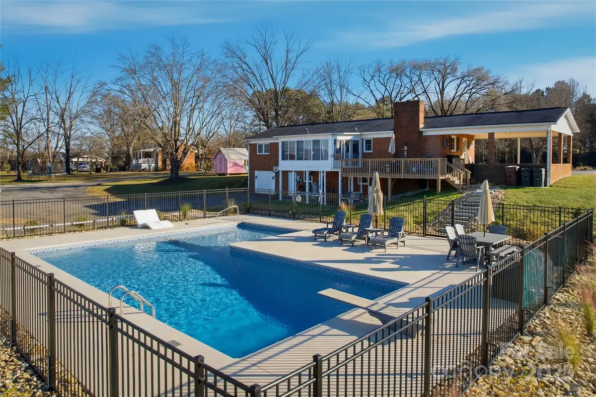 1400 Dry Ponds Road, Granite Falls, NC 28630 - Image #1