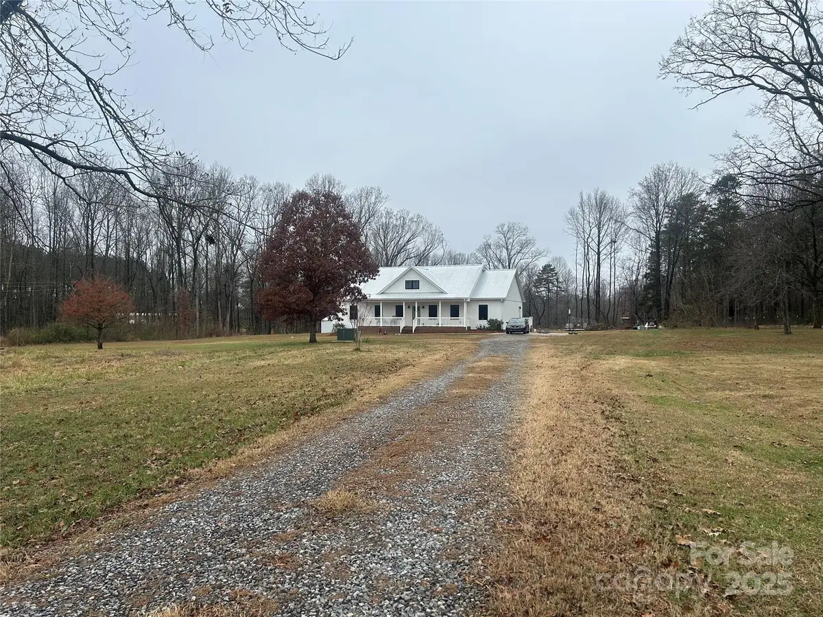 1824 Nc 182 Highway, Lincolnton, NC 28092 - Image #1