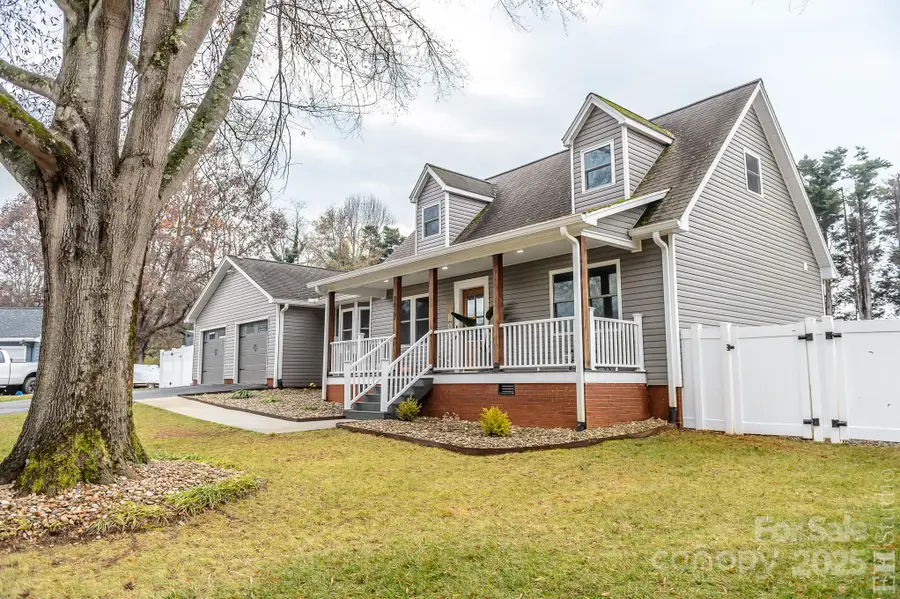 1827 Kincaid Court, Hickory, NC 28602 - Image #3