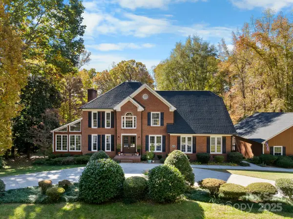 202 Lakeview Road, Mocksville, NC 27028