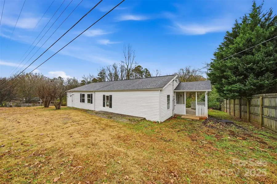 702 N 9th Street, Bessemer City, NC 28016 - Image #2