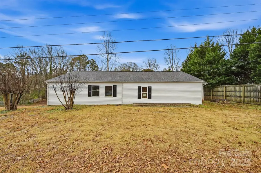 702 N 9th Street, Bessemer City, NC 28016 - Image #3