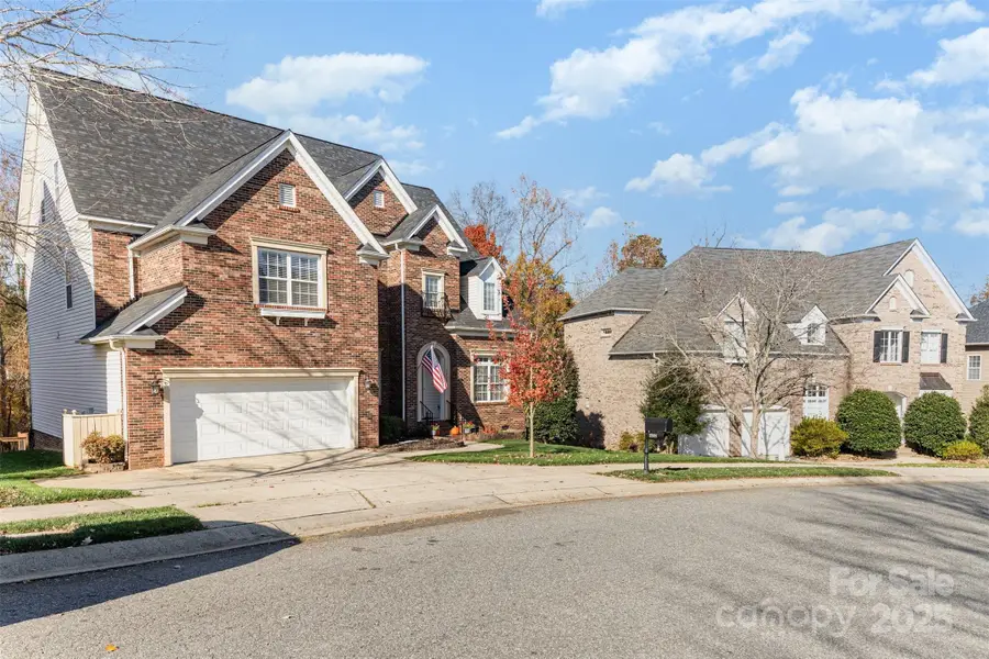 3308 Grandeur Road, Charlotte, NC 28269 - Image #2