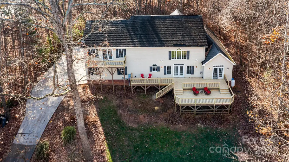 7001 Vinewood Road, Sherrills Ford, NC 28673 - Image #1