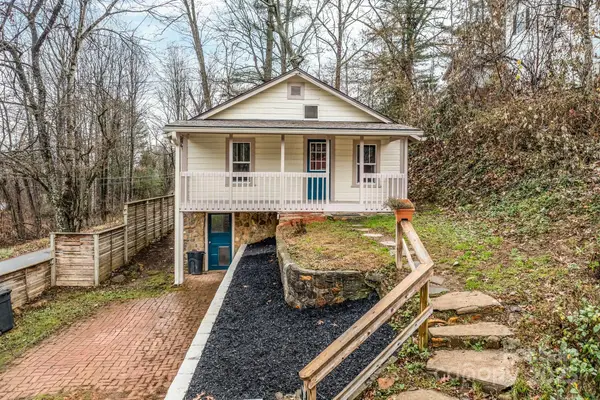 165 Kings Mill Road, Brevard, NC 28712