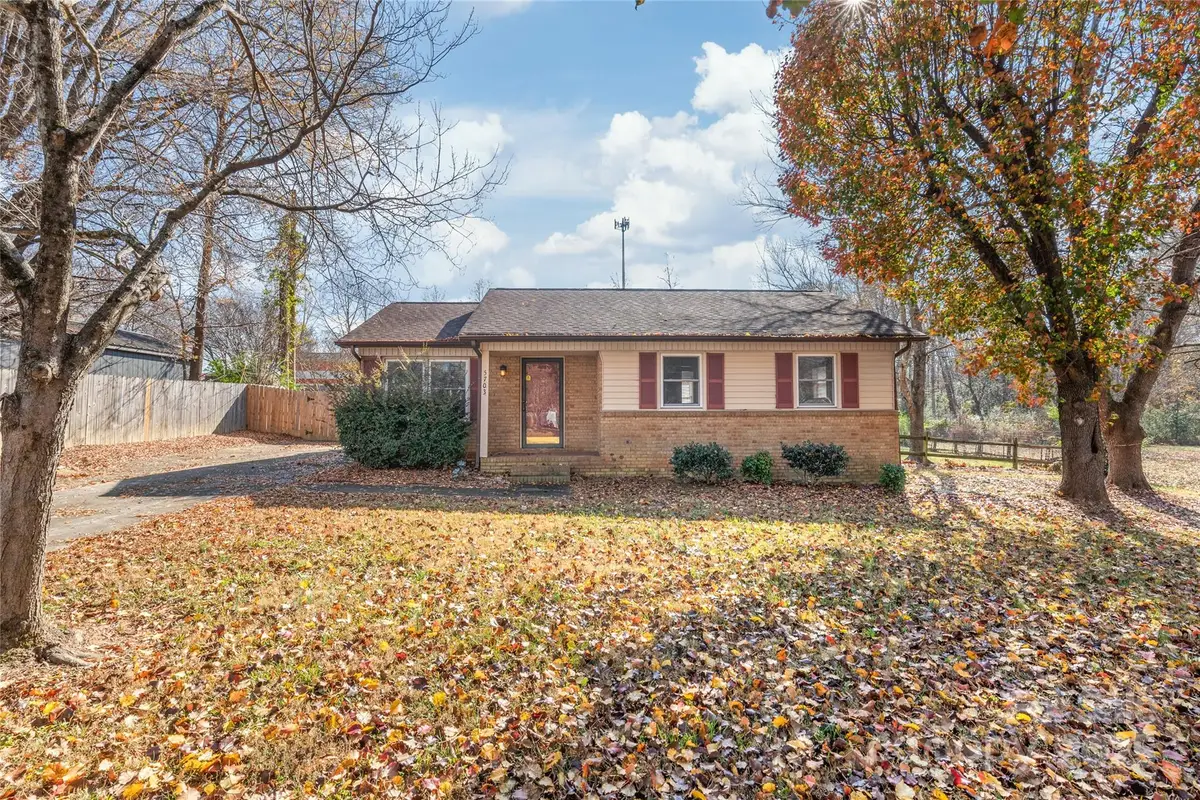 5703 Hillcrest Circle, Indian Trail, NC 28079 - Image #1