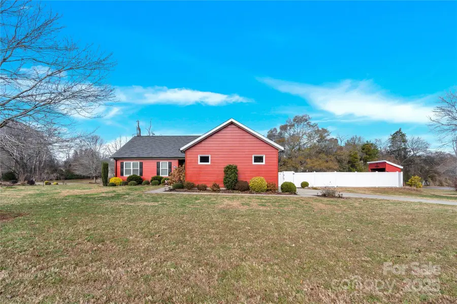 1659 Buffett Circle, Hickory, NC 28602 - Image #3