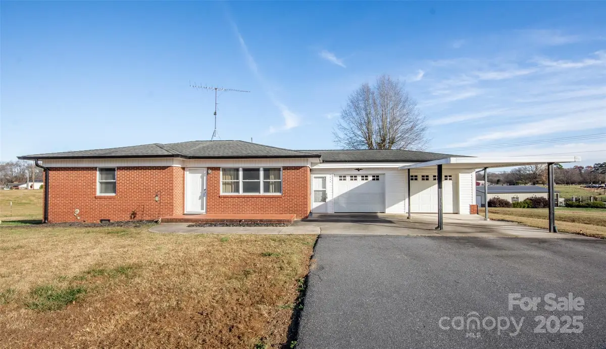 1690 Midway Road, Stony Point, NC 28678 - Image #1