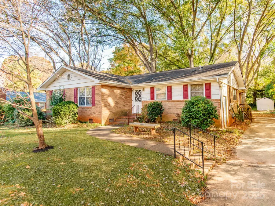 5913 Rose Valley Drive, Charlotte, NC 28210 - Image #2