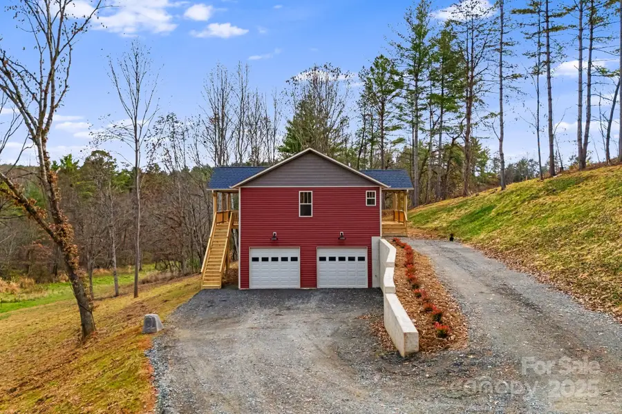 738 Jupiter Road, Weaverville, NC 28787 - Image #3