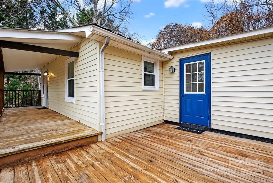 30 Porter Street, Tryon, NC 28782 - Image #3