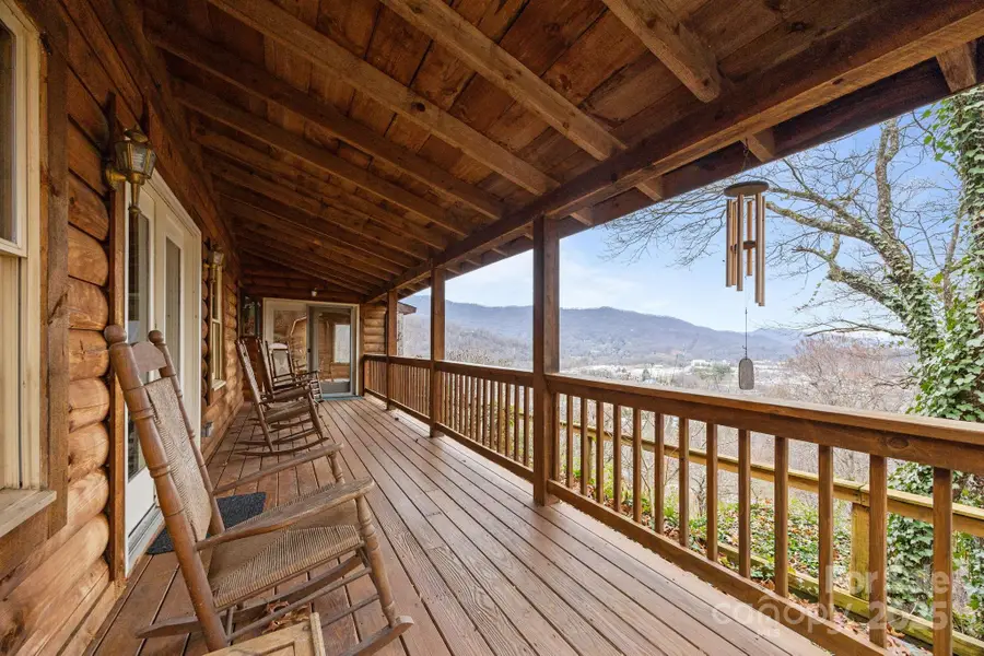 75 Red Oak Lane, Waynesville, NC 28786 - Image #2