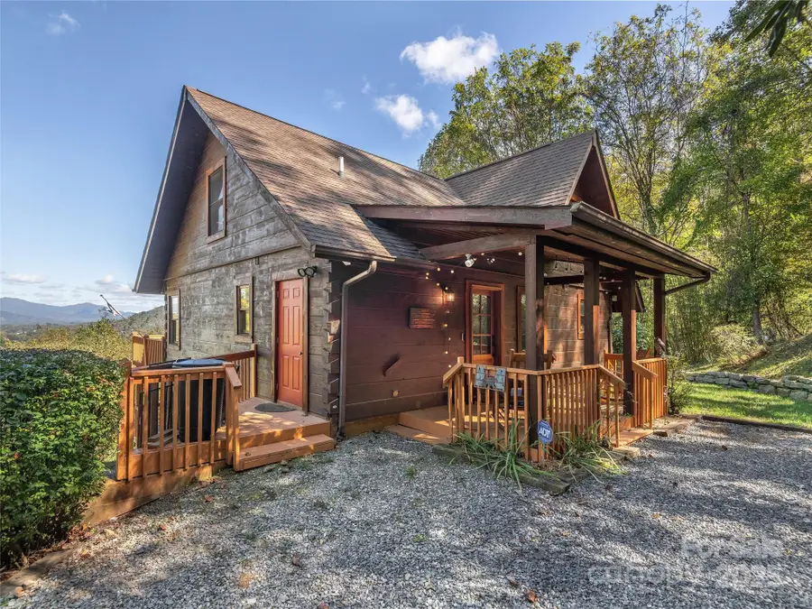 67 Calhoun Ridge Drive, Waynesville, NC 28786 - Image #2