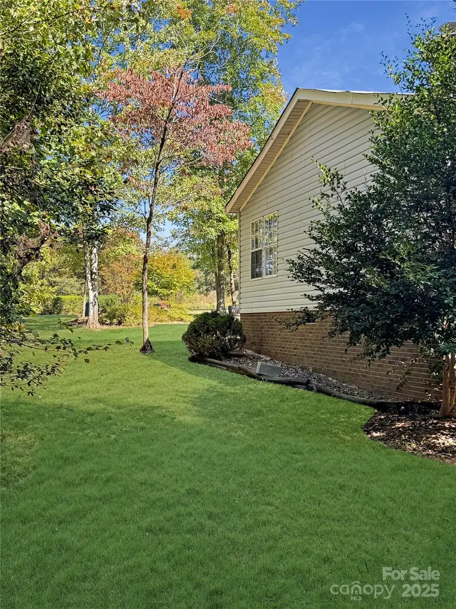 121 Haystack Lane, Olin, NC 28660 - Image #3